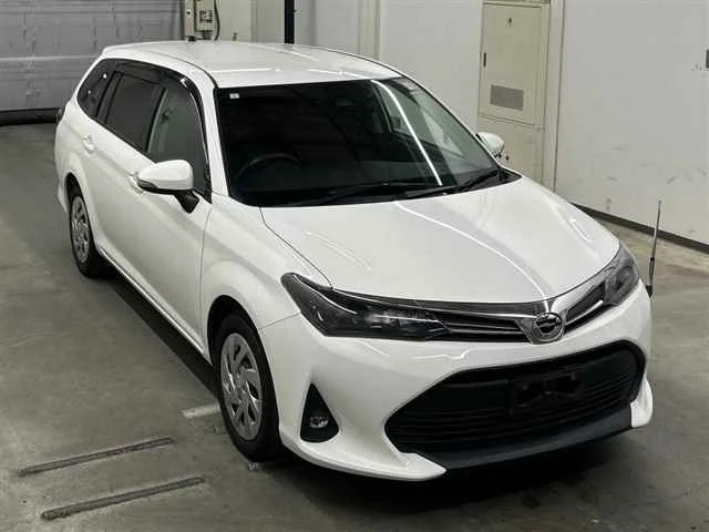 Toyota Corolla Fielder NRE161G 2023